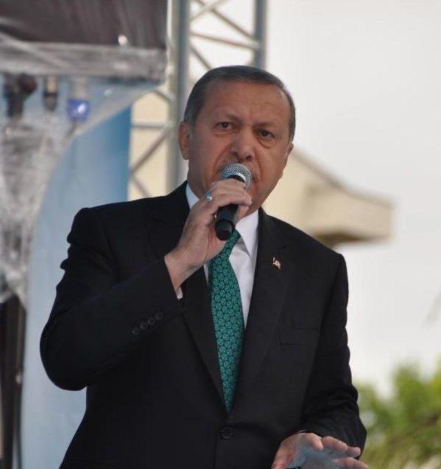 Erdoğan: Demokrasi Sancağı 7 Haziran'da Daha Yüksek Bir Burca Dikilecek