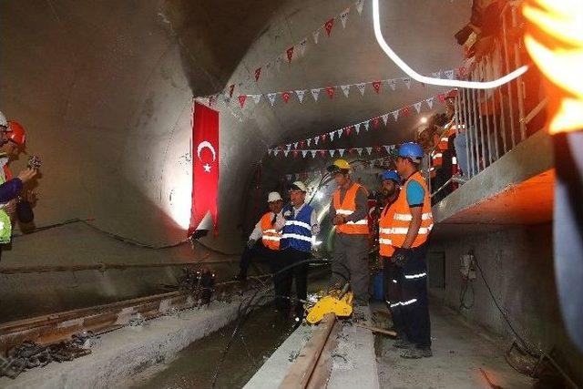 Kadir Topbaş: “dünyada En Hızlı Metro Çalışmasına Sahibiz”