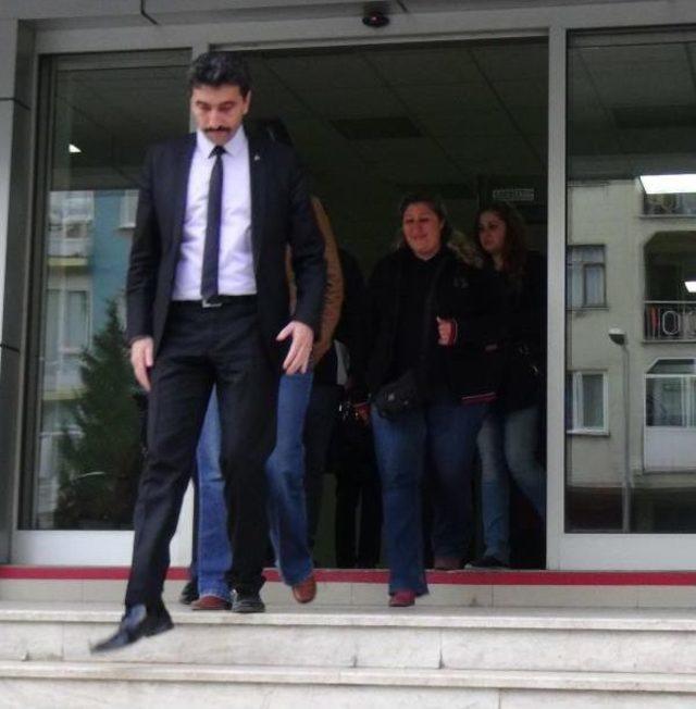 Cumhurbaşkanı'nı Bozkurt Işaretiyle Selamlayan Kadın Gözaltına Alındı