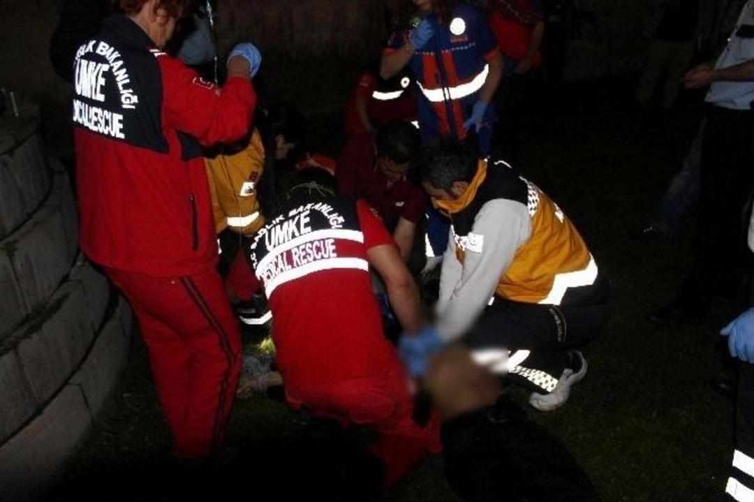 Porsuk &Ccedil;ayı&rsquo;na D&uuml;şen &Ccedil;ocuk Hayatını Kaybetti