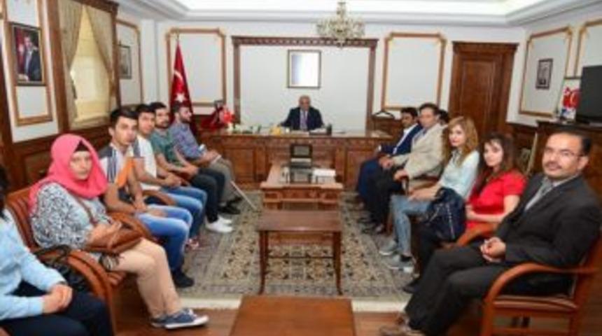 25 Gen&ccedil; Ve 4 Engelli &Ccedil;ekilen Kura İle Memuriyete Alındı