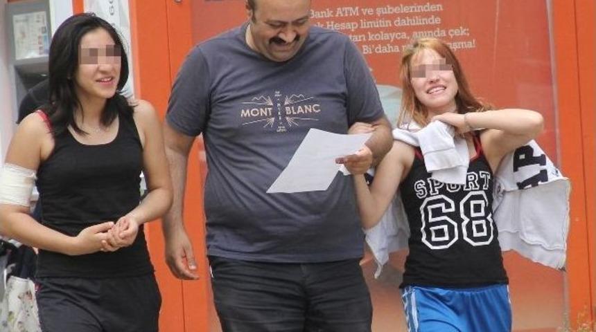 Yurttan Ka&ccedil;mak İsteyen Kız Yaralandı