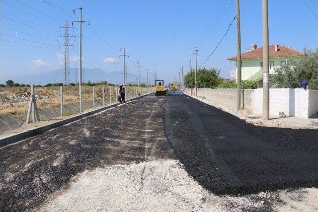 Saruhanlı Belediyesi Asfalt Sezonunu Açtı