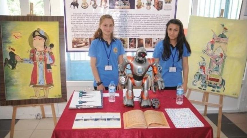 Cizre Merkez Anadolu Lisesi&rsquo;nde T&uuml;bitak Bilim Fuarı A&ccedil;ıldı