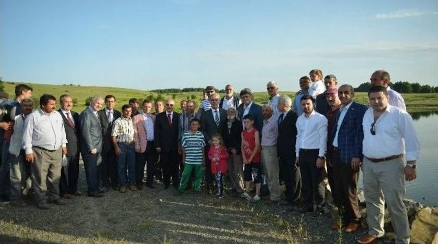 Bursa&rsquo;da Toprak Suyla Buluşuyor &Ccedil;ift&ccedil;inin Y&uuml;z&uuml; G&uuml;l&uuml;yor