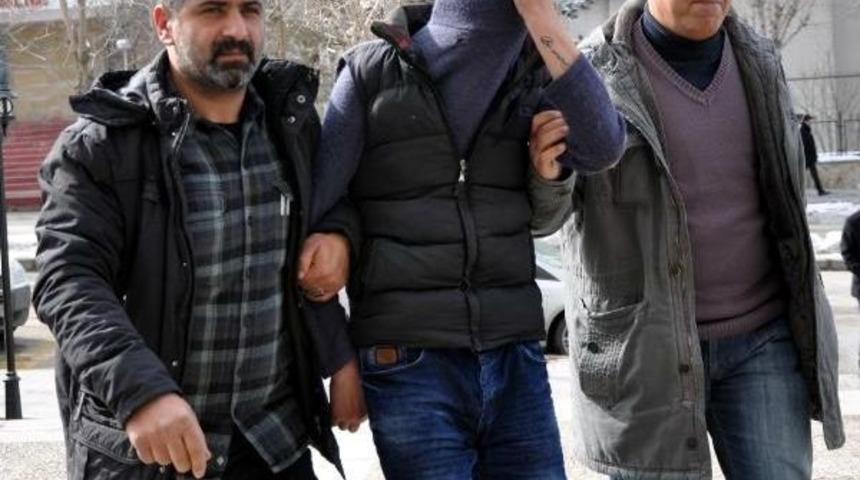 76 Yaşındaki Kadının Y&uuml;z&uuml;ğ&uuml;n&uuml; Gasp Edene 12 Yıl Hapis Istemi