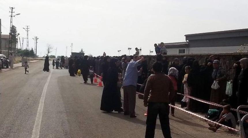 Kilis&rsquo;te 2 Bin Aileye Gıda Kolisi Yardımı