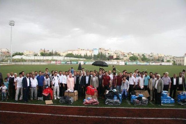 Belediyeden Amatör Futbol Spor Kulüplerine Maddi Yardım