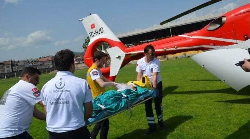 Ambulans Helikopter 10 Yaşındaki Ulaş’ın İmdadına Yetişti