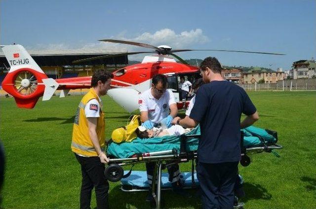 Ambulans Helikopter 10 Yaşındaki Ulaş’ın İmdadına Yetişti