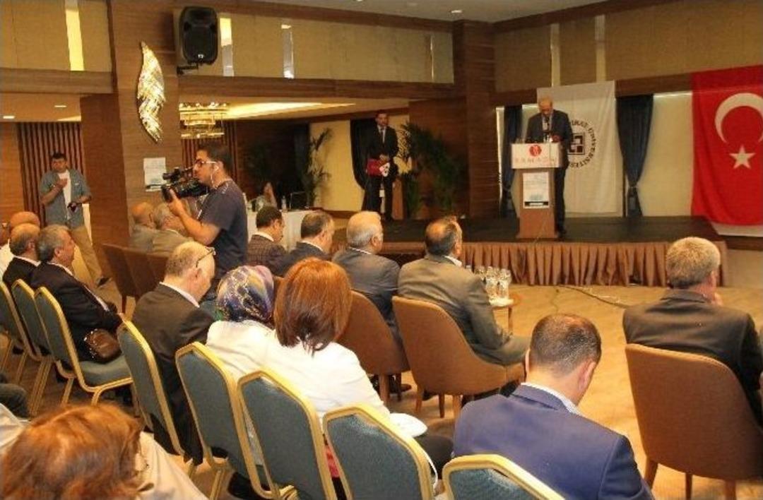 D&uuml;nden Bug&uuml;ne Uluslararası Ortadoğu Sempozyumu