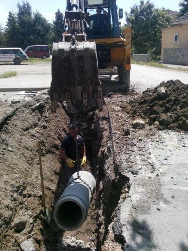 Düzce’de Yağmur Suyu Kolektör Hattı Yapımına Başlandı