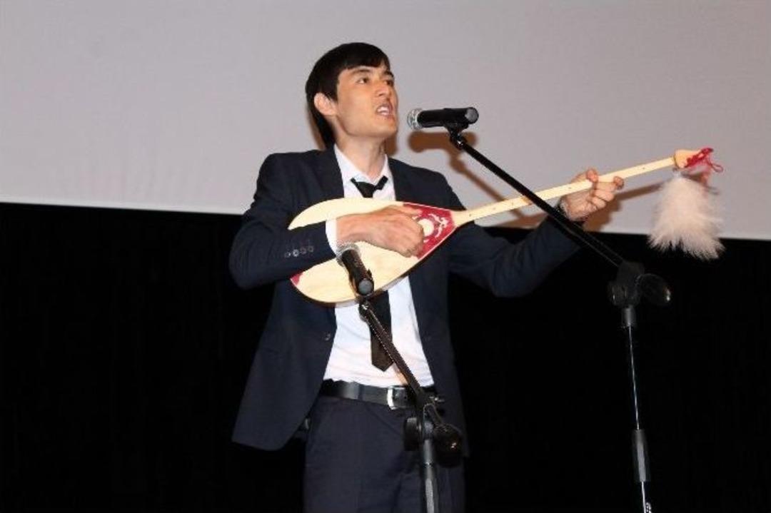 Uluslar Arası &Ouml;ğrencilerin G&ouml;sterileri Nefes Kesti