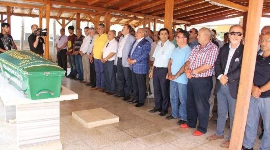 Duayen Gazeteci Sel&ccedil;uk &Ouml;l&ccedil;er Son Yolculuğuna Uğurlandı