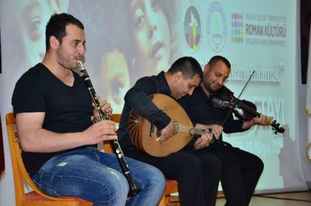 Be&uuml;&rsquo;deki Roman &Ccedil;alıştayı Renkli Başladı