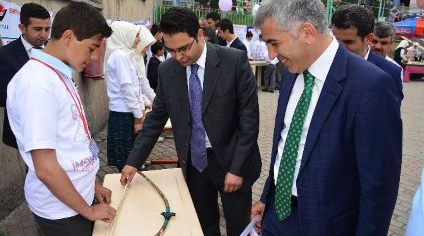 &Ouml;ğrenciler Kum Havuzu&rsquo;nda Yaptıkları İle Şaşırttılar