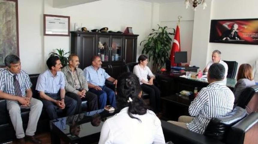 Hdp Şırnak Milletvekili Adayı İrmez, Silopi Emniyet M&uuml;d&uuml;rl&uuml;ğ&uuml;'n&uuml; Ziyaret Etti