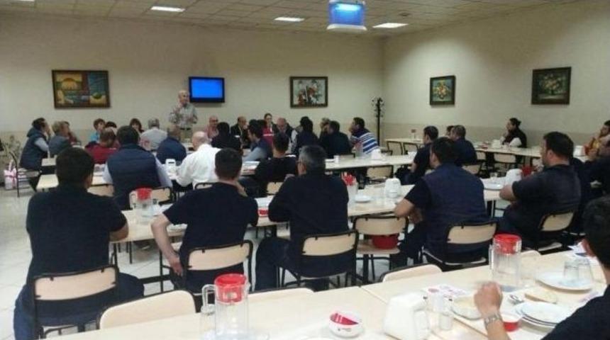 Zafer Teber &Ccedil;almadık Kapı Sıkılmadık El Bırakmıyor