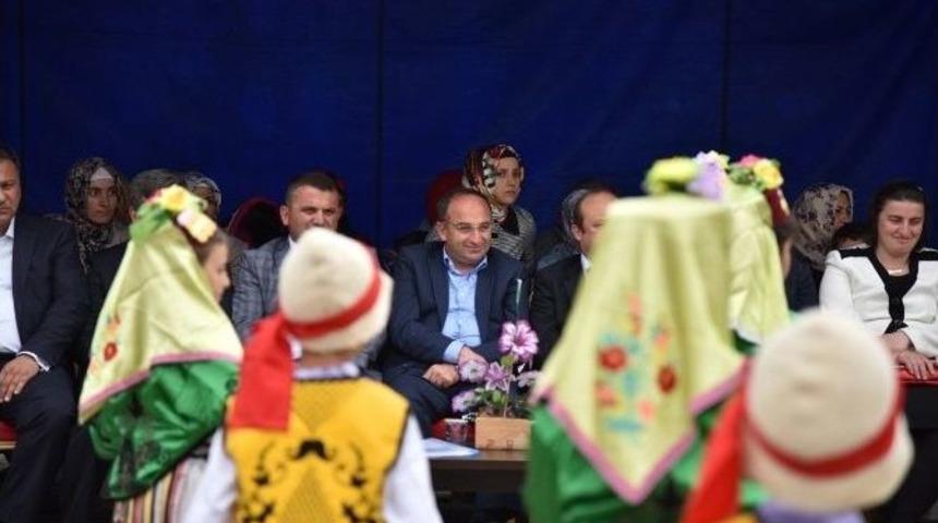 Kartepe Belediyesi Bisiklet Dağıtımlarını S&uuml;rd&uuml;r&uuml;yor