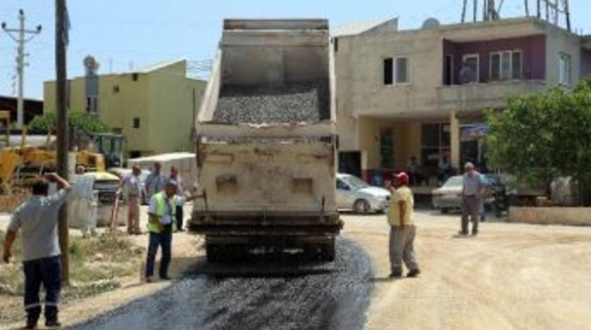 Erdemli&rsquo;de Asfalt &Ccedil;alışmaları