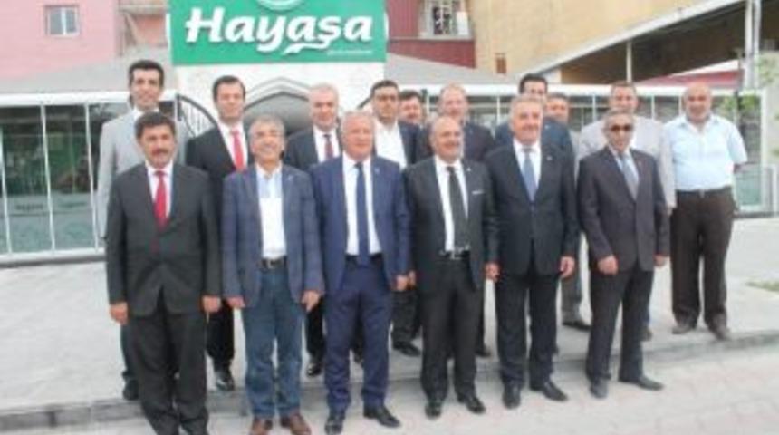 Erzincan Esnaf Odaları Birliği Parti Teşkilatları İle Buluştu