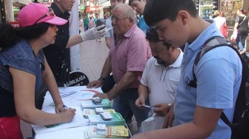 Halk Sağlığı’ndan Sigarayla Mücadele Standı