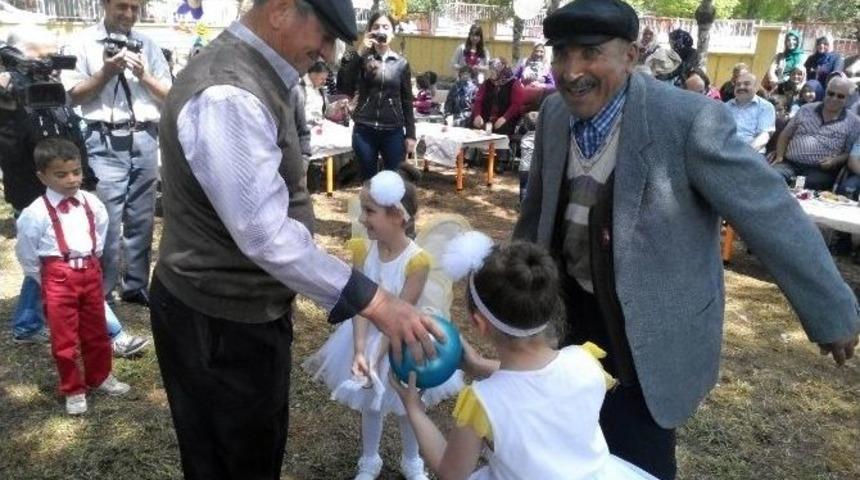 Tuzluk&ccedil;u&rsquo;da Okul &Ouml;ncesi Kuşaklar Buluşması Şenliği