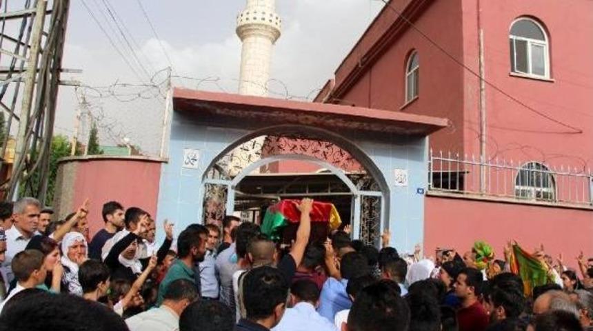 Ypg’Li Tunç’Un Cenazesi Silopi’De Toprağa Verildi