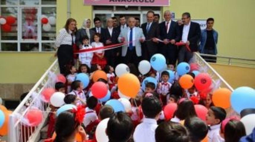 Vali Şent&uuml;rk Mucur İl&ccedil;esinde İncelemede Bulundu