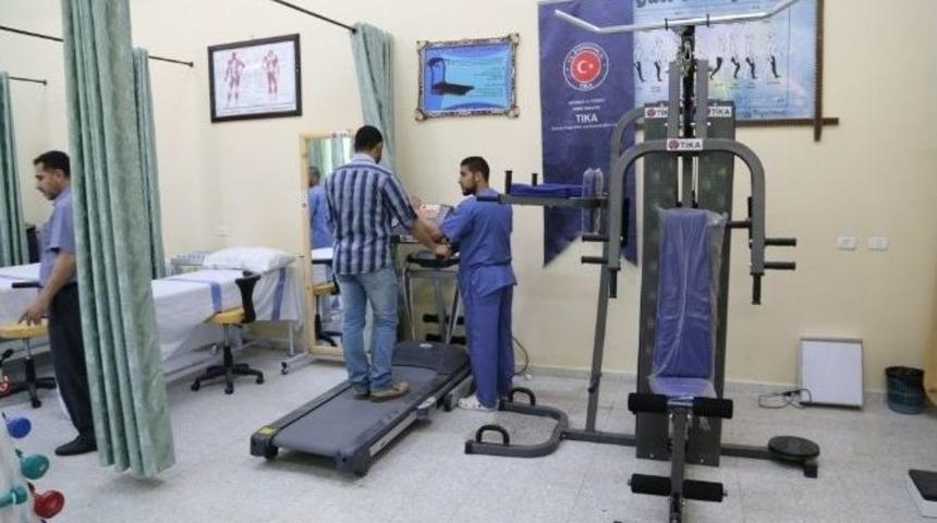 Gazze İslam &Uuml;niversitesi Fizik Tedavi Merkezi&rsquo;ne Donanım Desteği