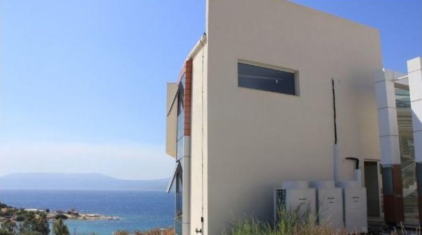 Om&uuml; Yaratıcı Yazarlık Merkezi İzmir&rsquo;de A&ccedil;ılıyor