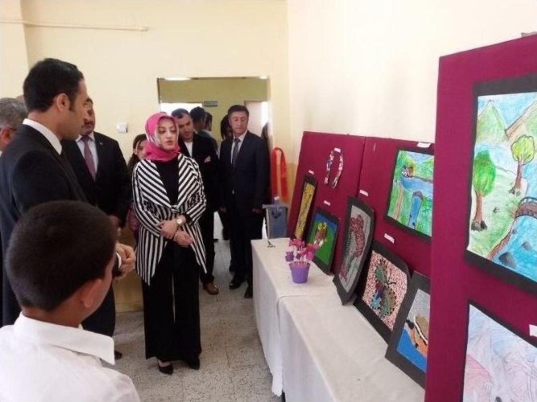 &Ccedil;at&rsquo;ta G&ouml;rsel Sanatlar Sergisi