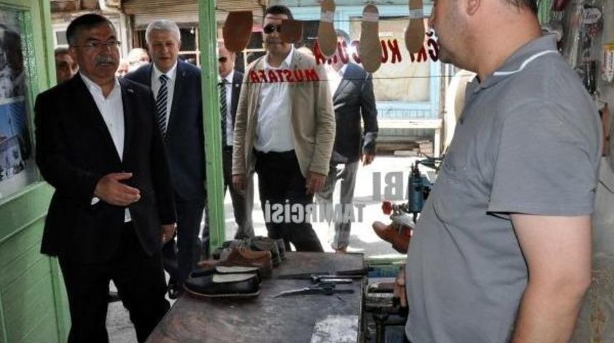 Yılmaz: Demirtaş, Kafasındaki Savaşı Her Yere Yaymak Istiyor