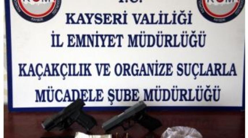 Kayseri'de Uyuşturucu Operasyonu: 3 Gözaltı