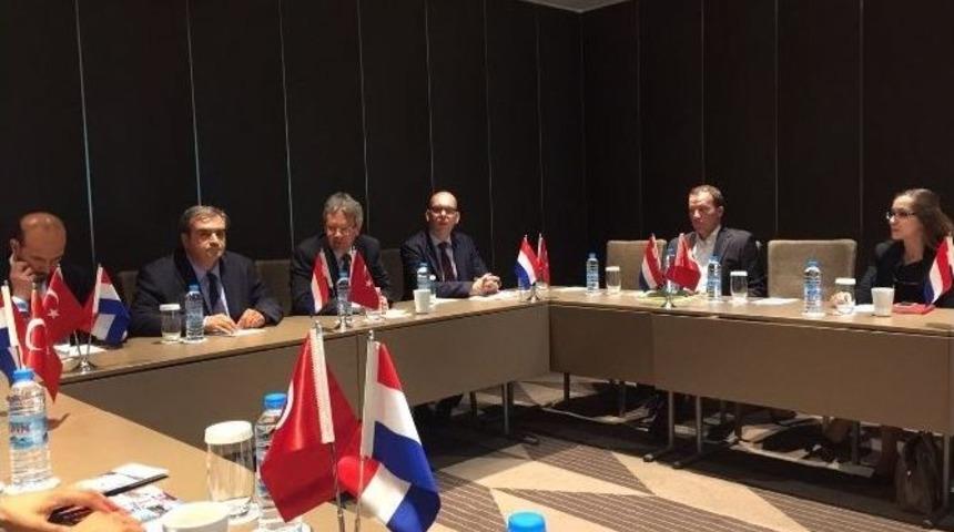 B&uuml;y&uuml;kel&ccedil;i Keller Ve Hollanda Ticaret Heyeti &Ccedil;ka&rsquo;da