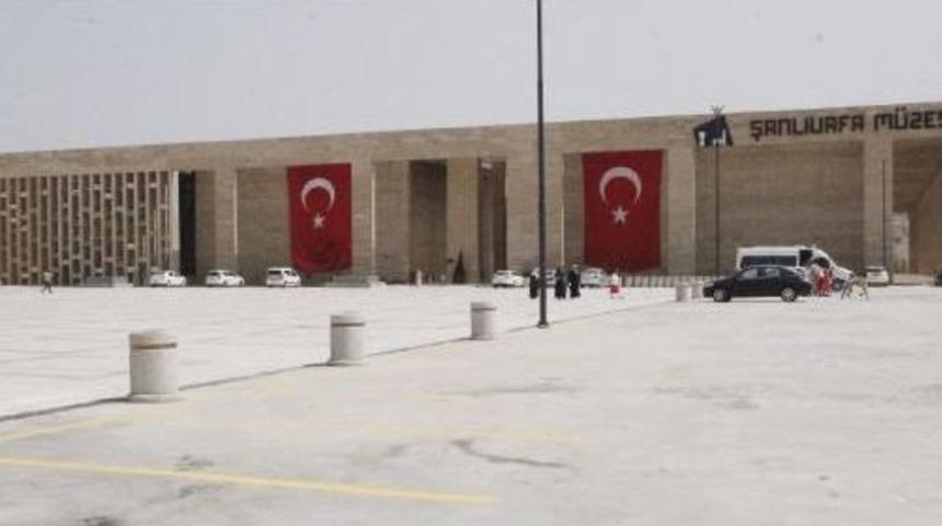 Şanlıurfa M&uuml;zesi'ni 5 G&uuml;nde 20 Bin Kişi Ziyaret Etti