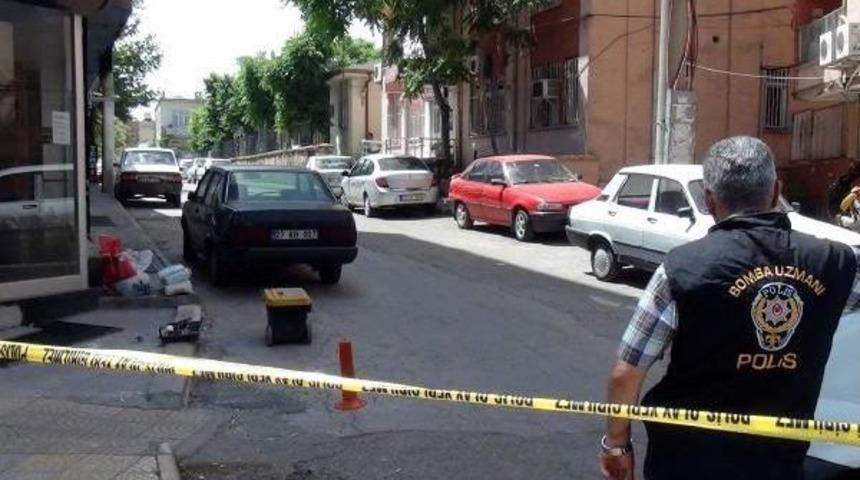 Kilisenin Bulunduğu Sokaktaki Bavul Bomba Paniği Yaşattı