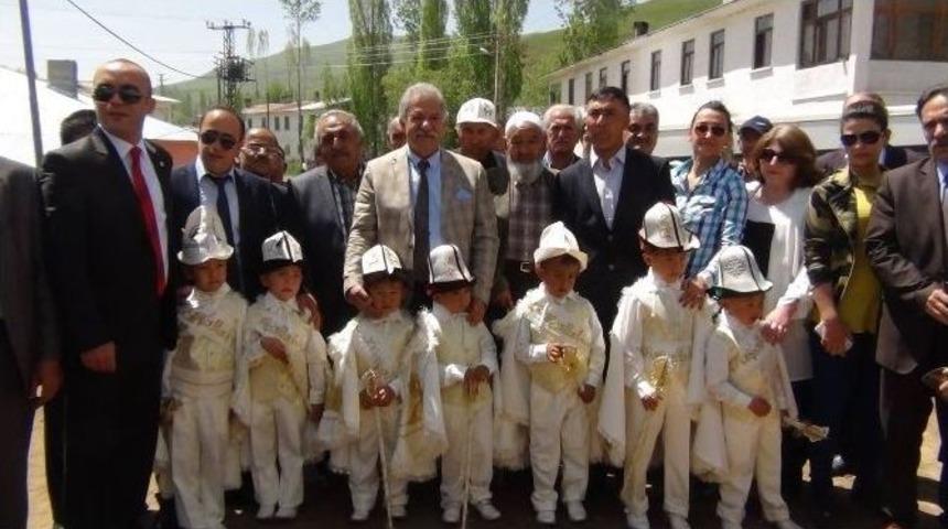 Mhp Van Milletvekili Adayı &Ccedil;avuşoğlu Kirve Oldu