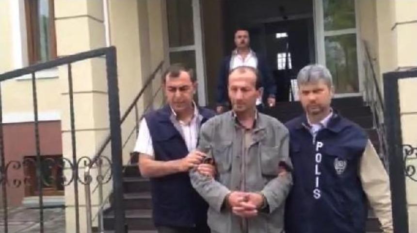 Birlikte I&ccedil;ki I&ccedil;tiği Arkadaşını Caddede Tabancayla &Ouml;ld&uuml;rd&uuml;