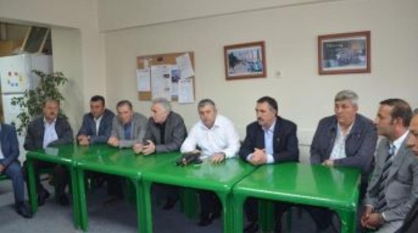 Paşabah&ccedil;e&rsquo;de &Ouml;rg&uuml;tl&uuml; Olan Kristal İş Sendikasına Ziyaret