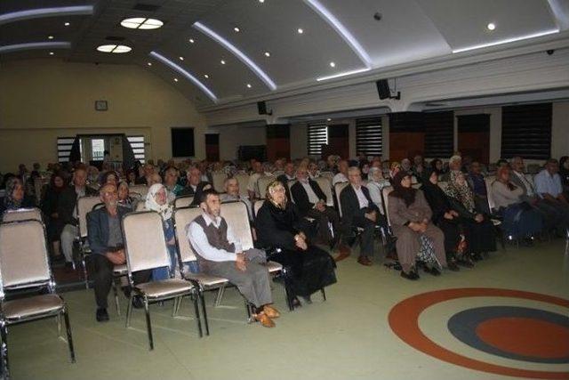 Düzce’de Hacı Adaylarına Seminer Verildi