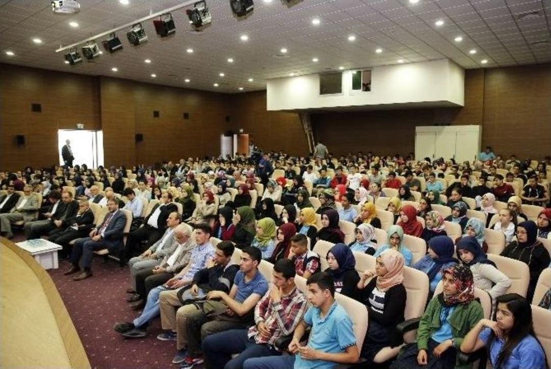 Fetihten &Ccedil;anakkale&rsquo;ye &Ouml;d&uuml;l T&ouml;reni