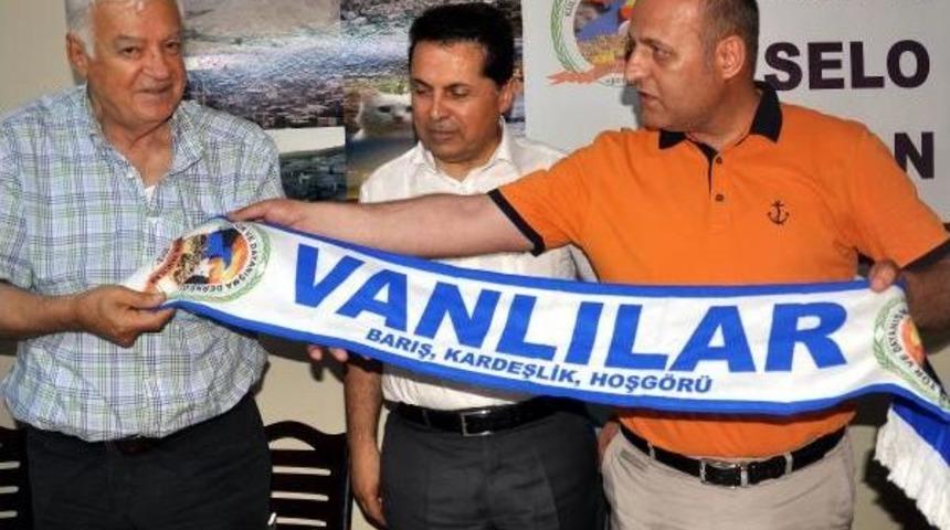 Hdp'li Fırat: Cumhurbaşkanı'nın Sinir Sistemi Alt- &Uuml;st Olmuş