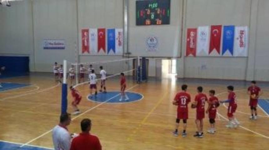 Battalgazi&rsquo;de Voleybol Yarı Final Heyecanı