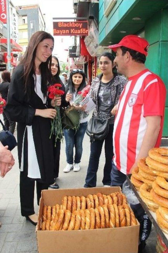 Karaaslan İşaret Diliyle Farkındalık Sergiledi