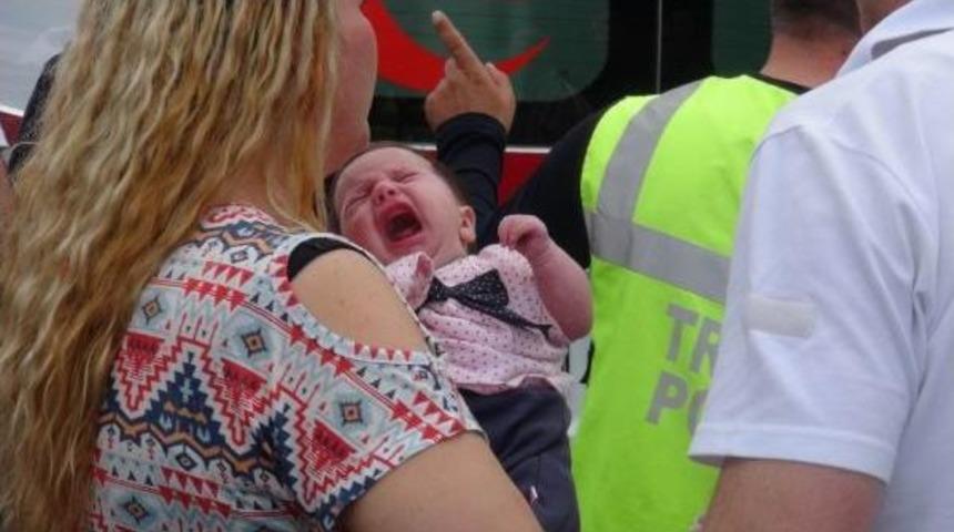 Tem'in Sapanca Ge&ccedil;işinde Tır Minib&uuml;se &Ccedil;arptı: 7 Yaralı (2)- Yeniden