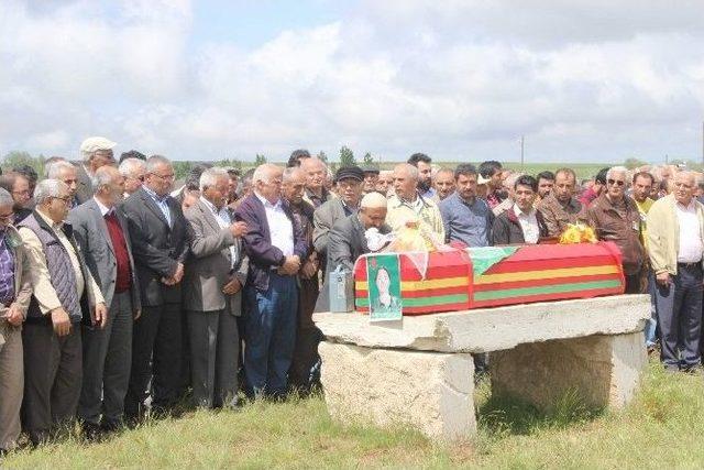 Kobani’de Hayatını Kaybeden Ypg’li, Kırşehir’de Toprağa Verildi