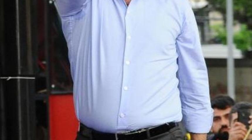 Demirtaş: 7 Haziran G&uuml;n&uuml; Sarayında Korku I&ccedil;inde Sandık Sonu&ccedil;larını Bekleyecek