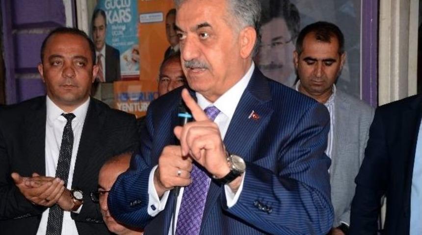 Hayati Yazıcı Sarıkamış&rsquo;ta Vatandaşlarla Biraraya Geldi