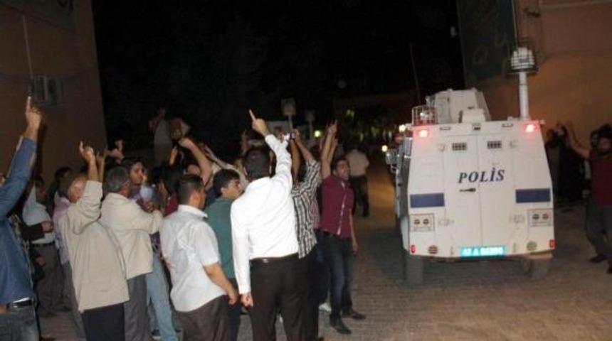 İdil'de Hdp Ile H&uuml;da-Par &Ccedil;atışması: 2 &Ouml;l&uuml; (4)